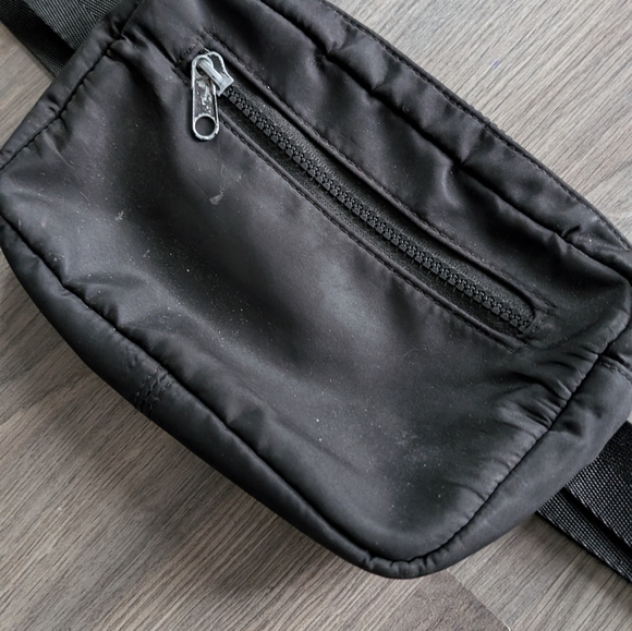 Classic Black Fanny Pack & Club Bag - Picture 4 of 7